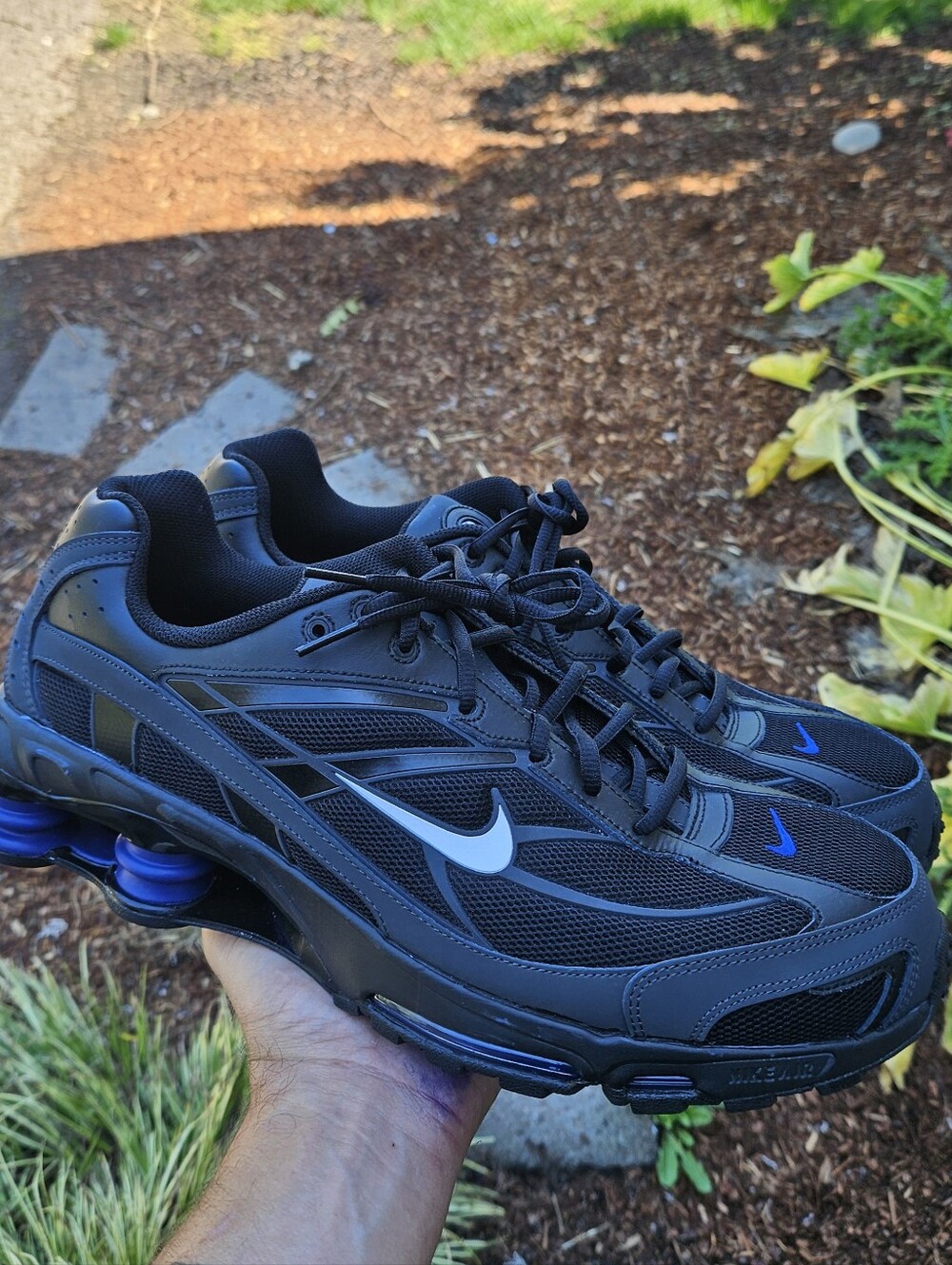 New Men's Nike Shox